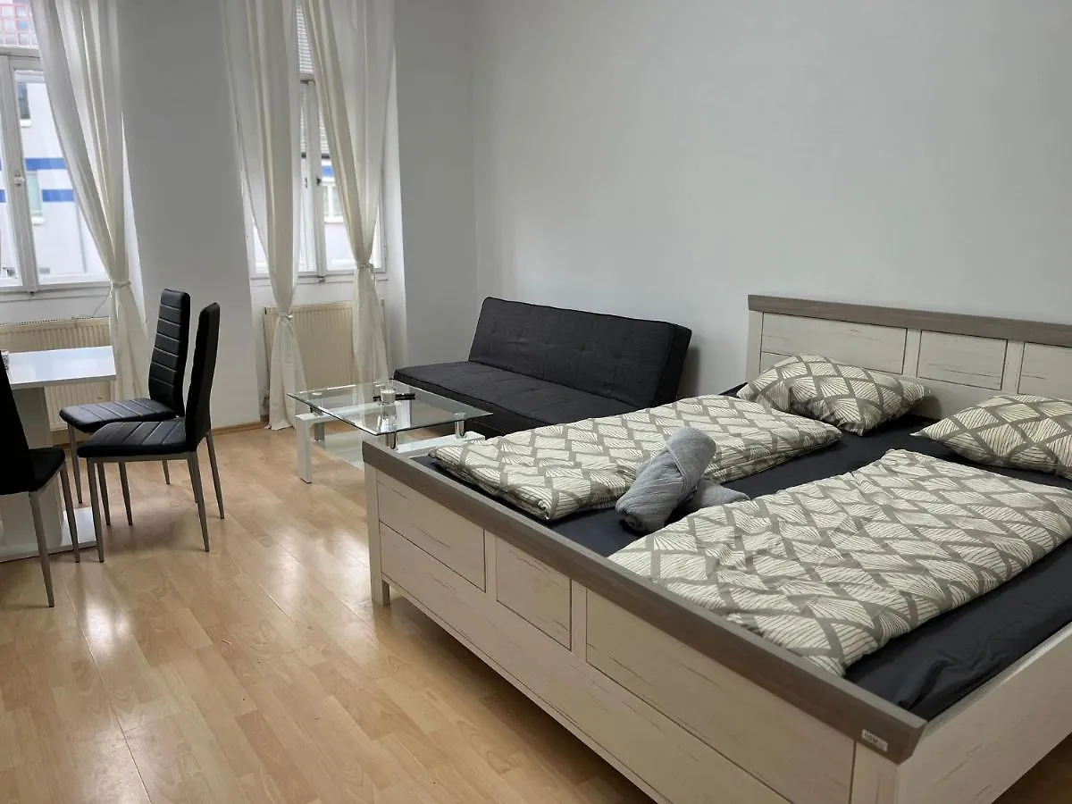 Family Apartment 5P Kl Vienna 0*,  Austria